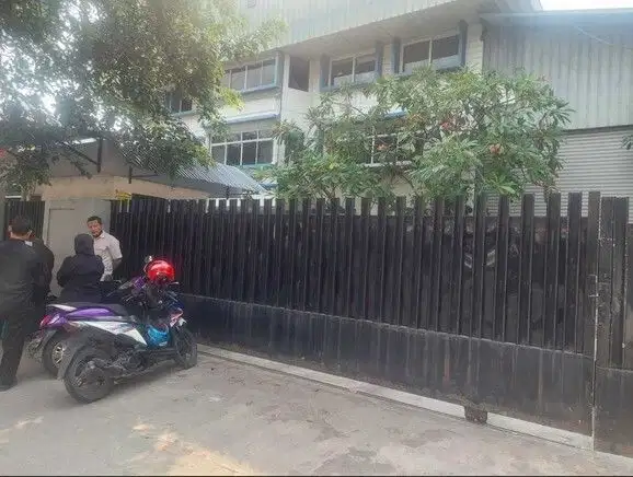 Ruang Usaha 3 Lantai Di Sunter Agung, Hanya 9 Menit Ke Tol Papanggo
