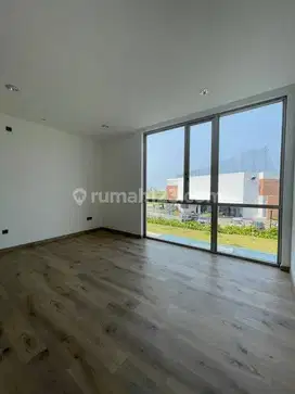 Rumah Golf Island PIK Cluster Mozart 12x35 Lake View dan Golf