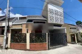 Rumah 2 Lantai Luas bangunan 120m2 hadap Utara Bagus SHM di Puri Anindya Sedayu Bantul Yogyakarta
