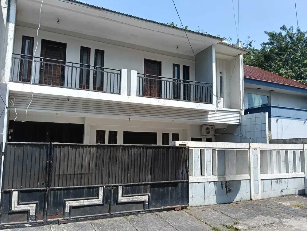 Rumah minimalis besar disewakan 2 lantai semi  furnished Sunter