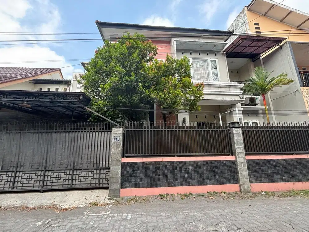 Rumah Furnish Siap Huni Cocok Keluarga Garasi Muat 2Mobil Area Palagan