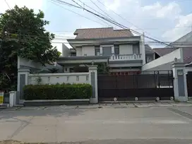 rumah di Jl.Gaharu  Cilandak Barat Jakarta Selatan