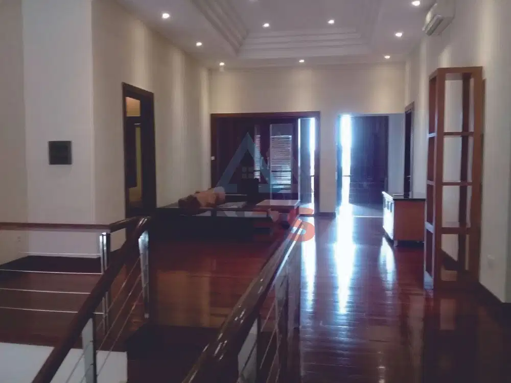 Dijual Rumah Mewah Lantai 2 dikawasan Jalan Tukad Barito Panjer