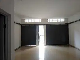 Disewakan Rumah Minimalis Bangunan Baru Di Turangga