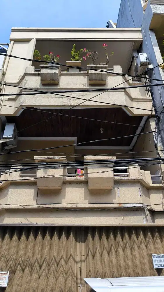Dijual Rumah 3 Lantai Cocok Buat Tinggal & Usaha di pademangan, Jakut