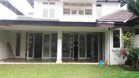 Rumah Di Jln Babakan Jeruk, Sayap Jl Pasteur, Bandung Utara