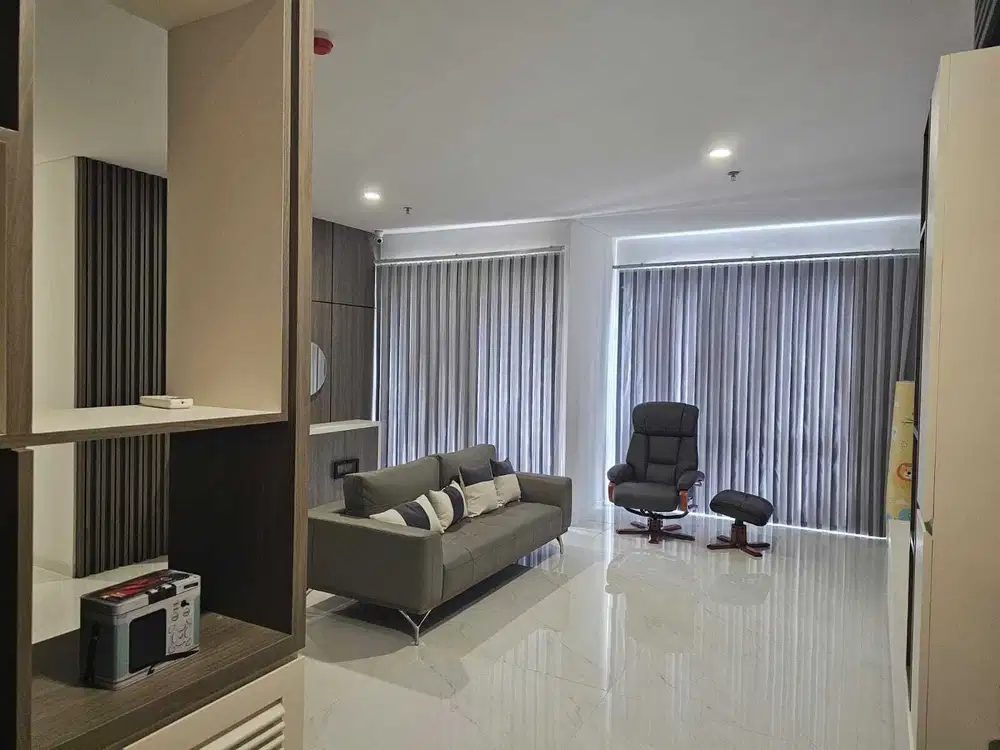 Sewa apartemen 2br full furnish LLOYD Alam Sutera