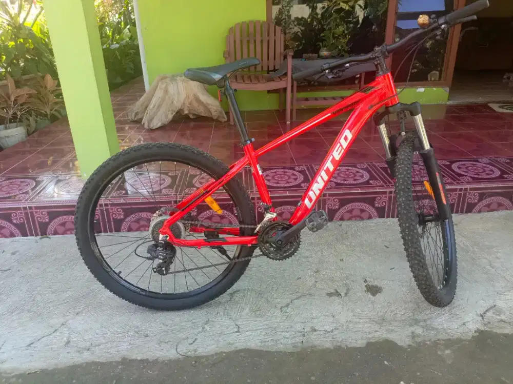 Sepeda MTB merk UNITED MONANZA 4.0