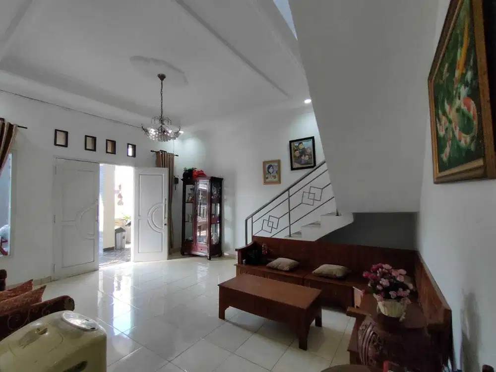 Rumah luas dengan harga paling murah di duta harapan bekasi