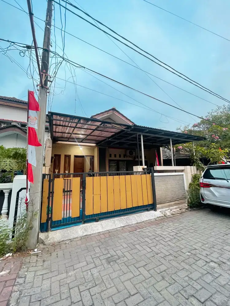 DIJUAL RUMAH TINGGAL 1,5 LANTAI CIRATA KAWASAN BEKASI BARAT