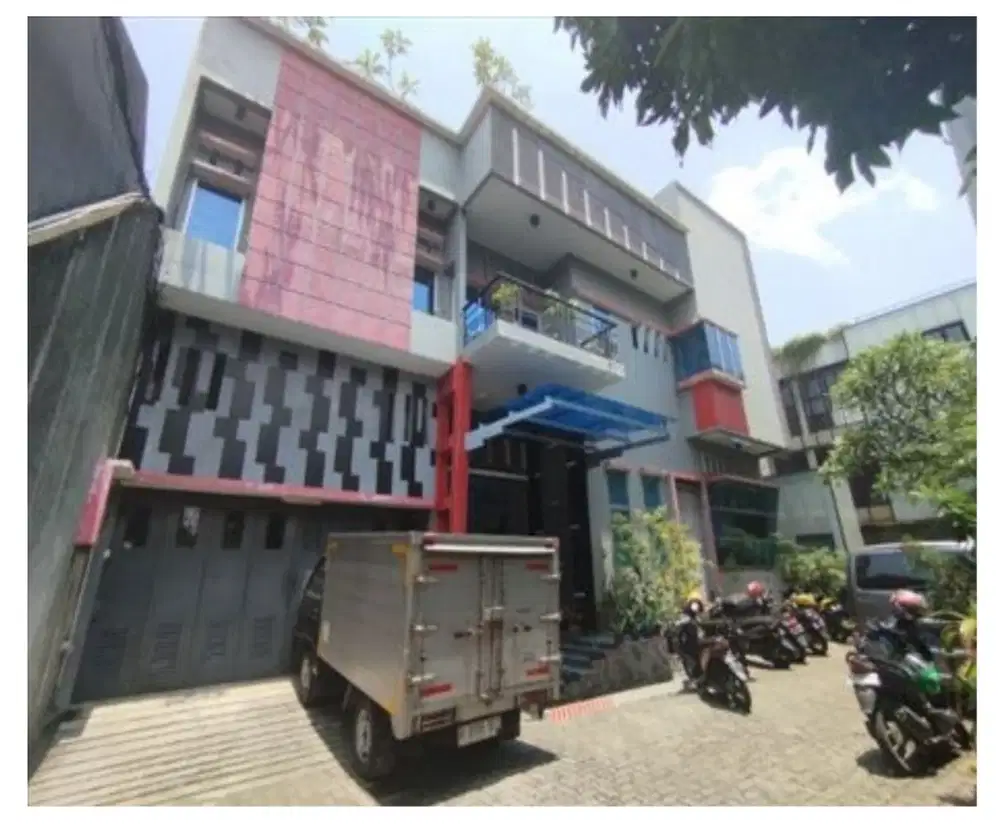 Bangunan Kantor di Jl Olahraga Kemanggisan Palmerah Jakbar