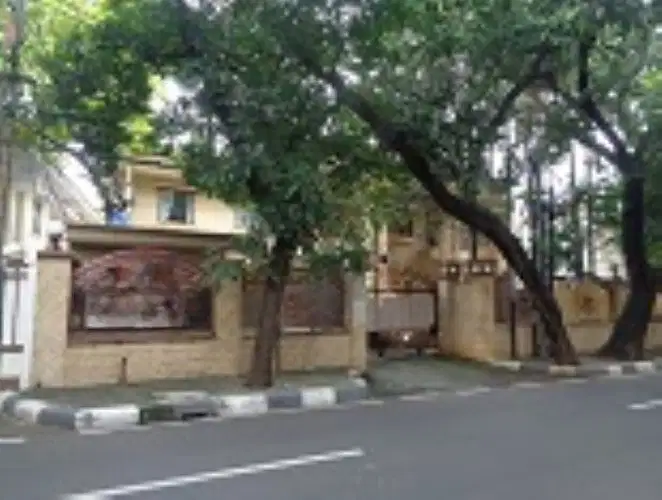 Rumah 2lt Dibawah NJOP di Gondangdia Menteng, 12 Menit ke Tol Semanggi