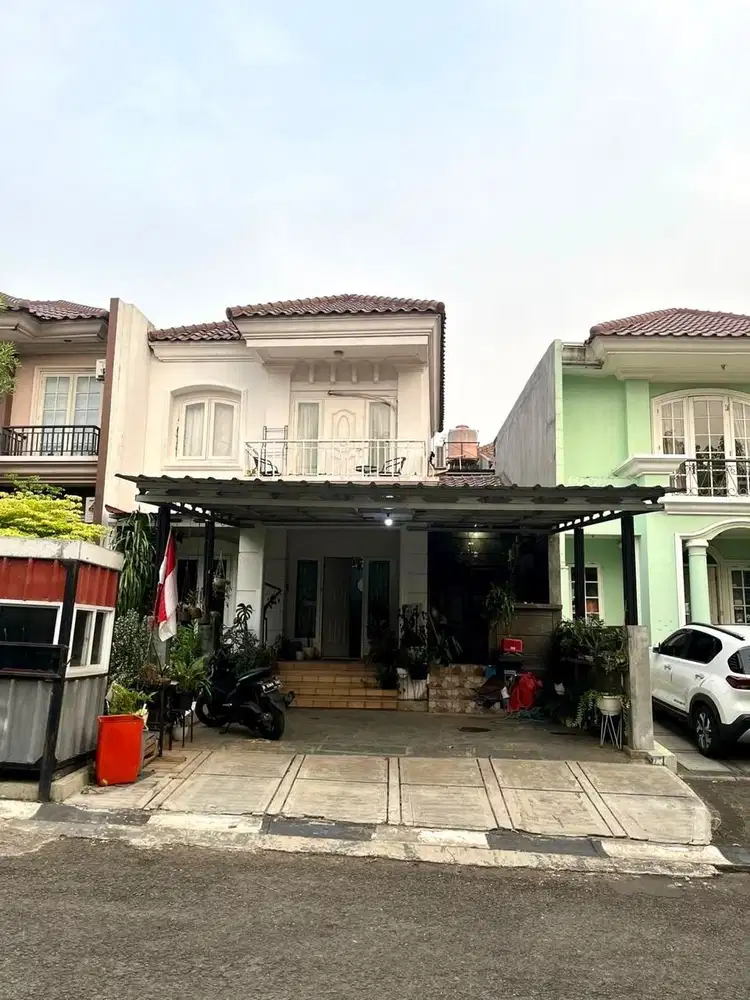 Rumah dijual Cluster Legenda Wisata Cibubur Siap Huni Bagus