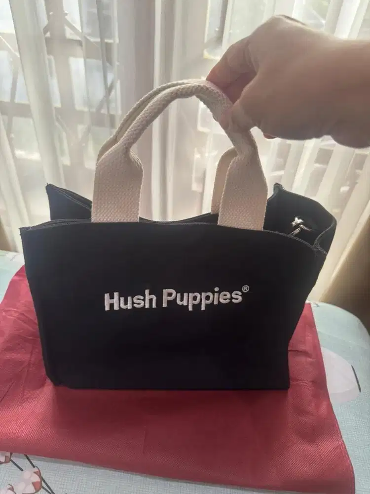Tas Hushpuppies