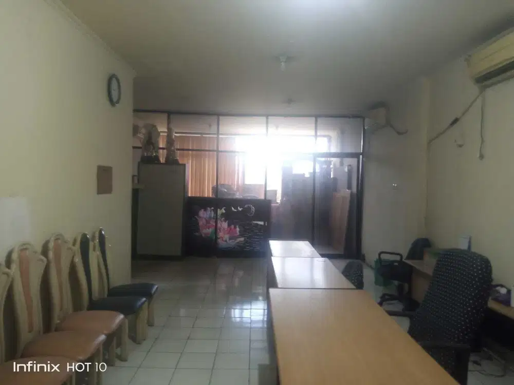 Di JUAL RUKO 3,5 LANTAI
