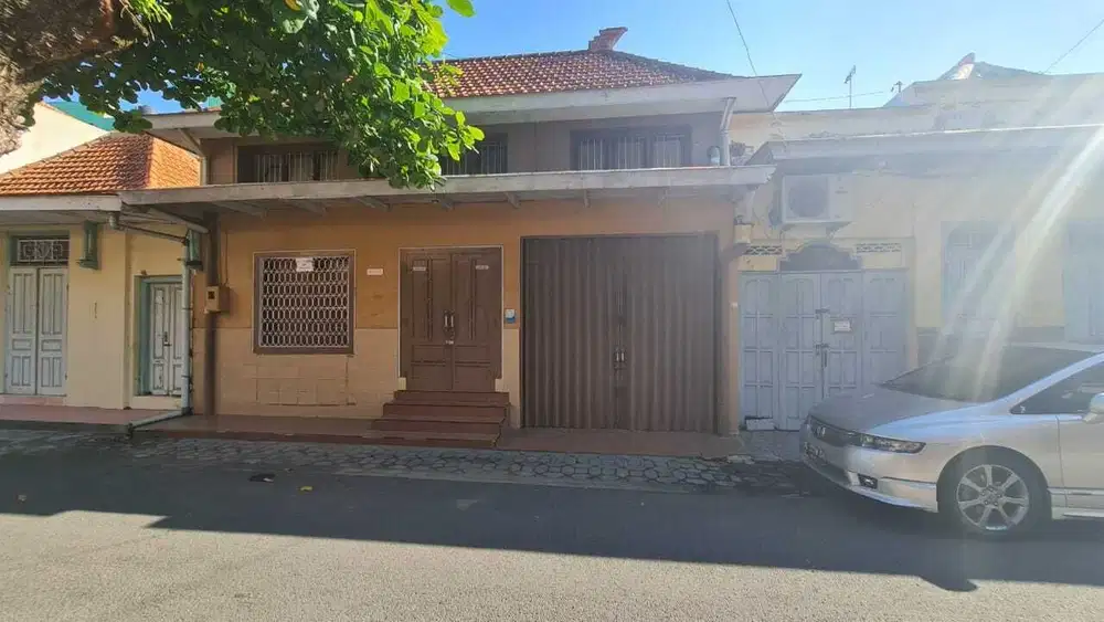 Ruang usaha strategis dekat slamet riyadi dan pasar klewer solo