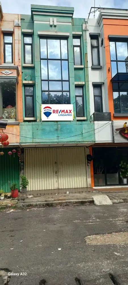 Disewakan Ruko 3 Lantai Di Boulevard Kelapa Gading