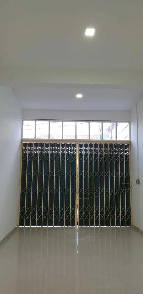 Disewakan ruko raya simokwagean petemon Surabaya