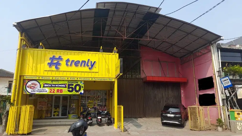 Dijual Ruma Strategis cocok untuk usaha di Kedoya Raya, Jakarta Barat
