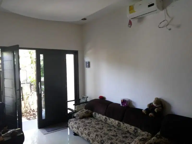 Dijual rumah dalam komplek Taman Mangu Indah, Pondok Aren