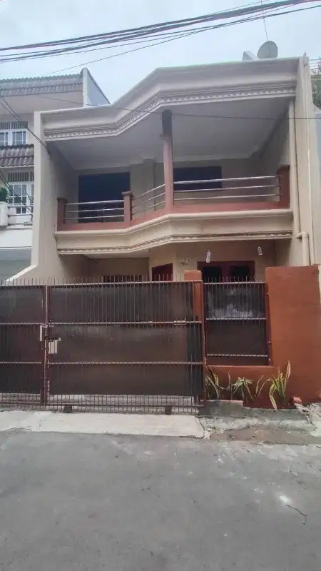 disewakan runah siap huni tomang tanjung duren