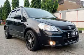 Dijual X OVER 2008 Automatic