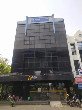 Ruko Gandeng 4.5 Lantai Jl Raya Bulevard Timur Kp Gading Jakarta Utara