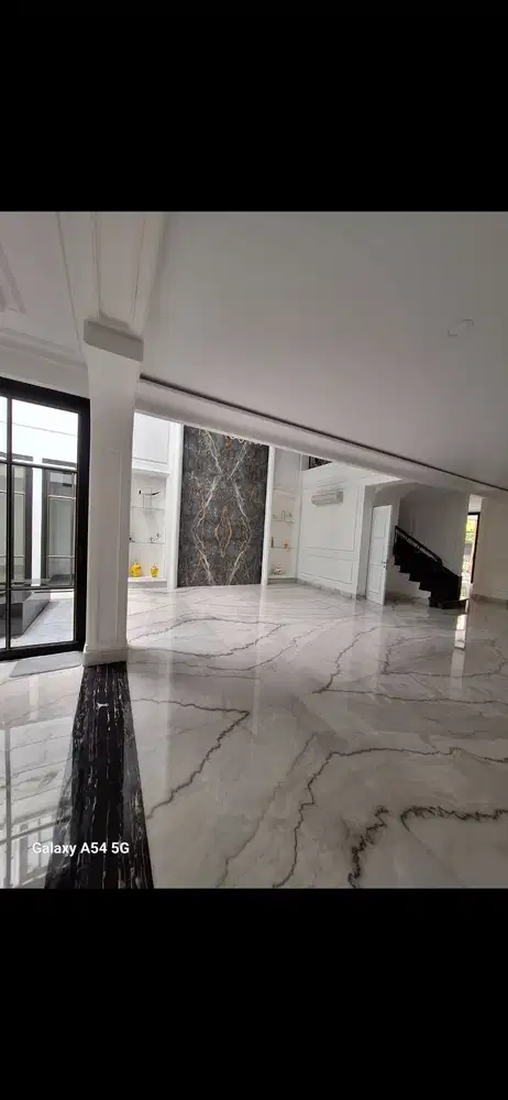 Dijual Rumah Mewah di Villa Gading Indah - Kelapa Gading