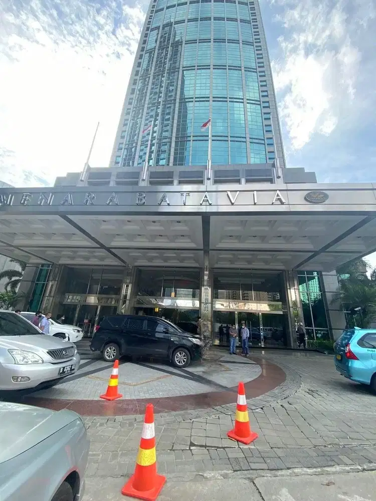 Ruang kantor Menara Batavia tanah abang