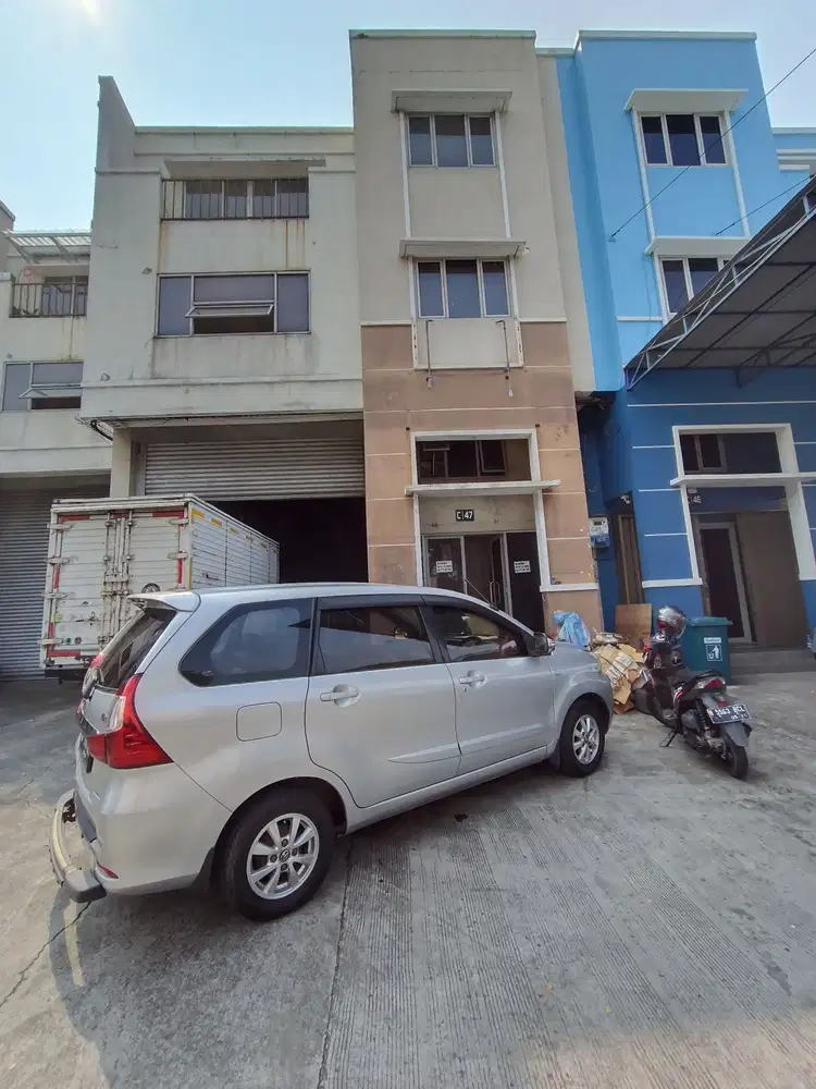 Disewakan gudang duta indah karya