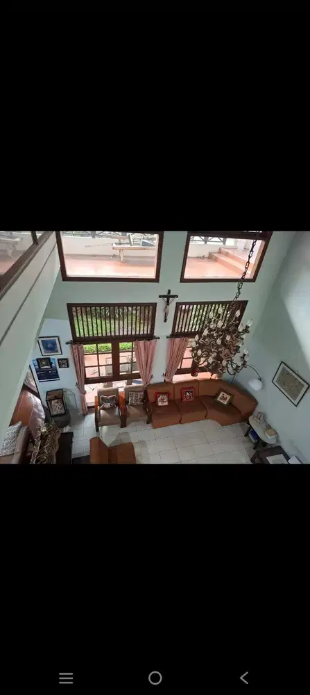 Dijual Rumah Kedoya Selatan Kebon Jeruk 2 lt