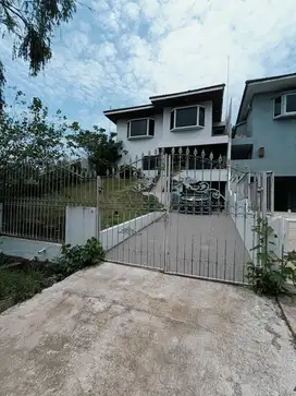 Di Jual Villa Cantik Shangrila Batam
