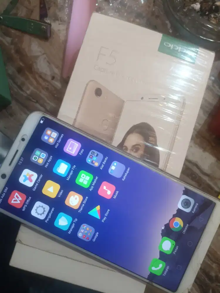 Oppo f5 lengkap dus+kitab