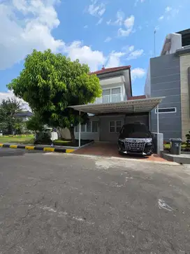 Rumah Mewah Minimalis di Cluster Elite Lor In Residence Kartasura Solo