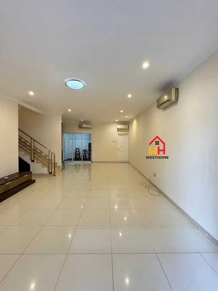 DISEWAKAN RUMAH CITY RESORT. FULL FURNISH TERMURAH NEGO