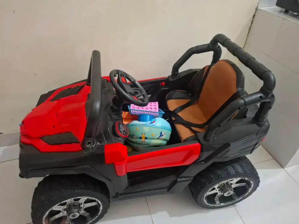 Mobil AKI Anak lengkap remote+charger