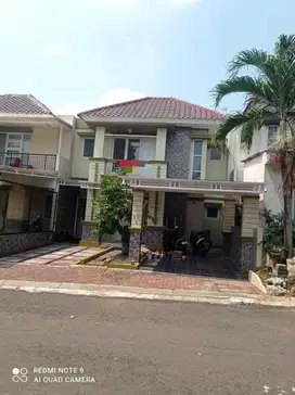 dijual cepat rumah legenda wisata siap huni 2 lantai