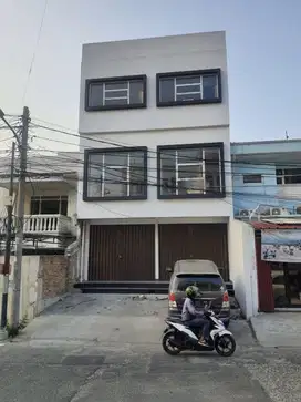 RUKO BARU TAMAN RATU JAKARTA BARAT ROW JALAN LEBAR