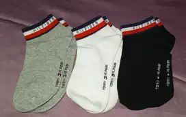 TOMMY HILFIGER 3 PASANG KAOS KAKI