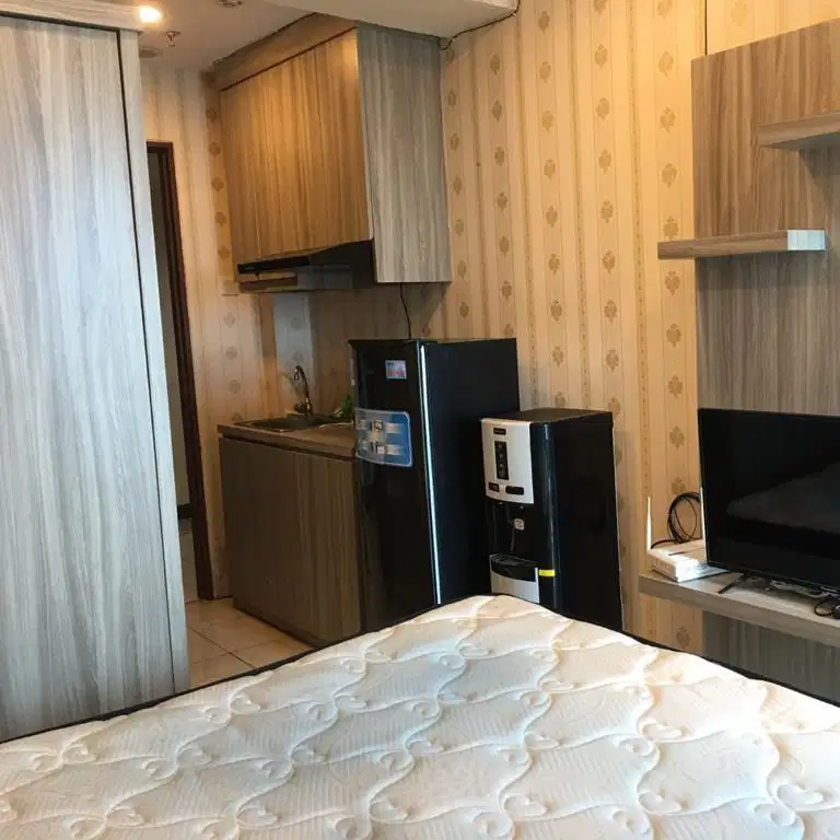 Disewakan Apartemen tifolia bulanan , tahunan MURAH