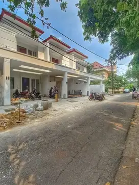 RUMAH BARU DALAM PERUMAHAN DEPKES DI PS MINGGU JAKSEL