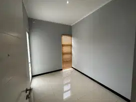 Disewakan Rumah Nyaman Siap Huni Lokasi Startegis di Taman Kopo Indah 5 Bandung