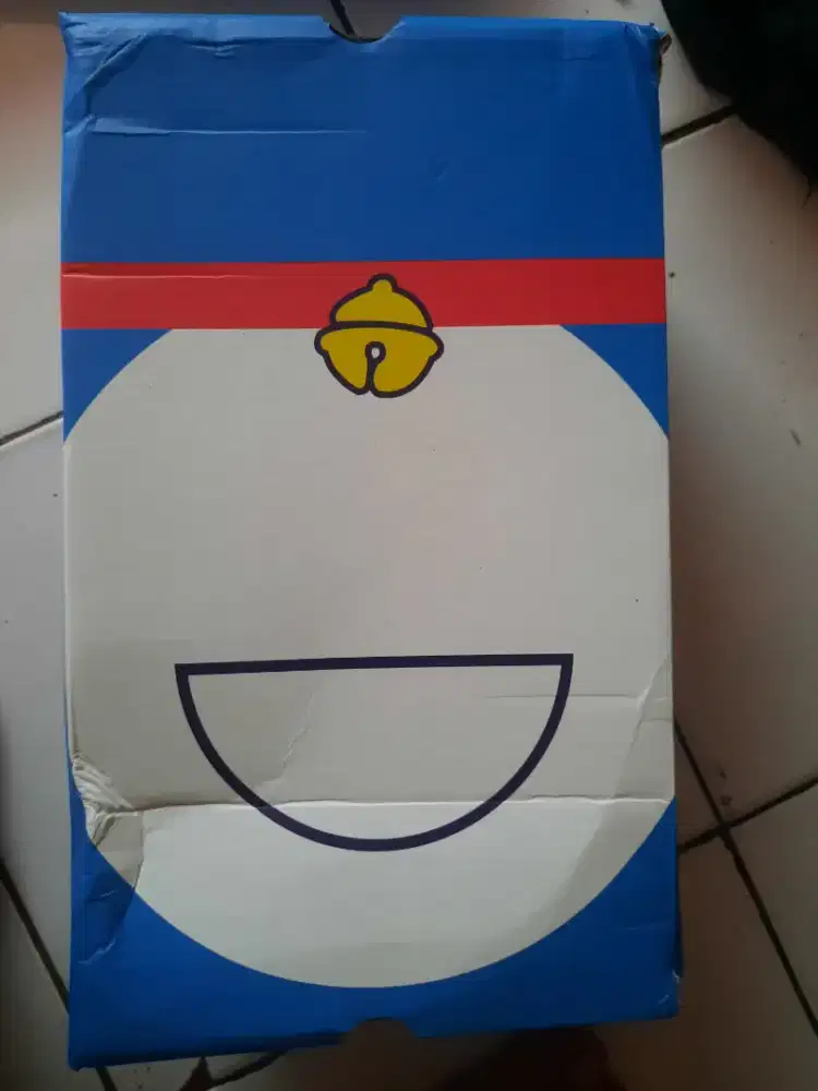 CONVERSE X DORAEMON