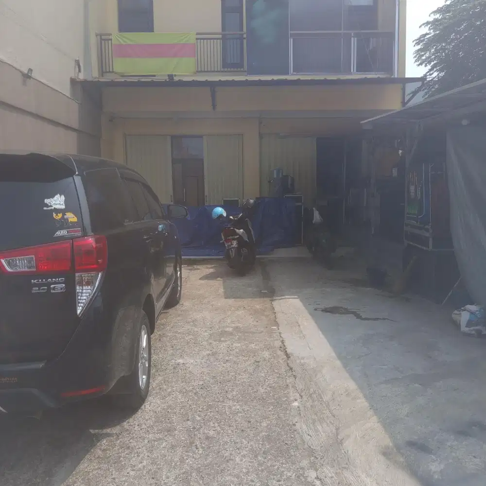 Disewakan ruko 2 Lt siap huni bangunan baru di pancoran mas, Depok