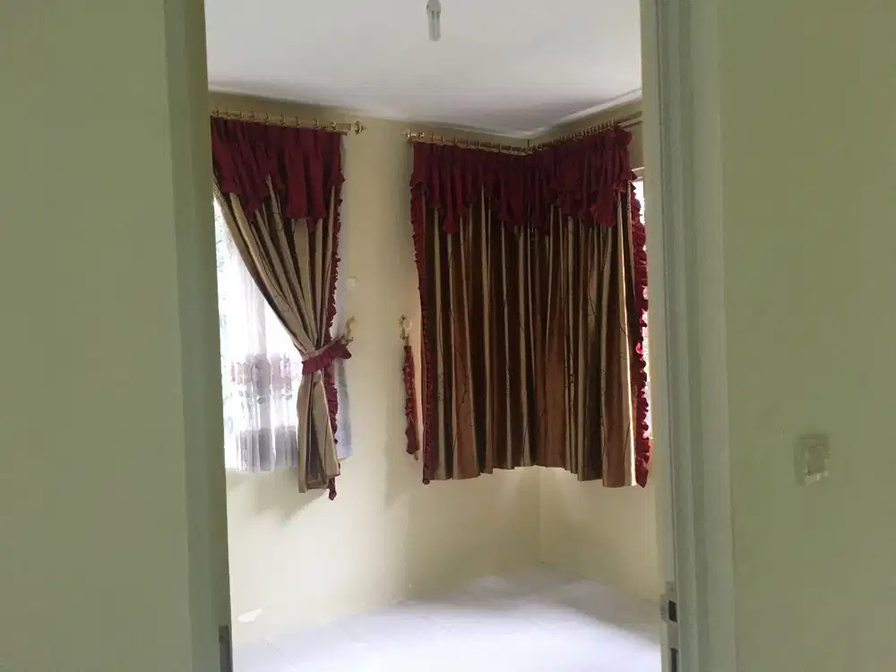 Rumah sewa Mahogany residence Cibubur samping Mall Tsm Cibubur