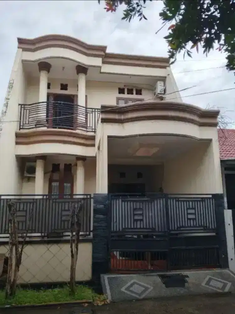 RUMAH CANTIK SIAP HUNI DI BINTARA DEKAT STASIUN CAKUNG / PONDOK KOPI