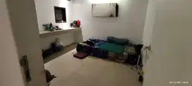 Rumah Strategis Tengah Kota Jalan Karasak Sayap Moh Toha Bandung