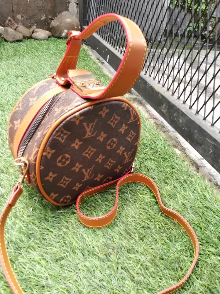 Tas wanita second