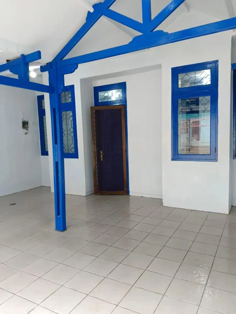 Disewakan Rumah Cipondoh Tangerang Strategis