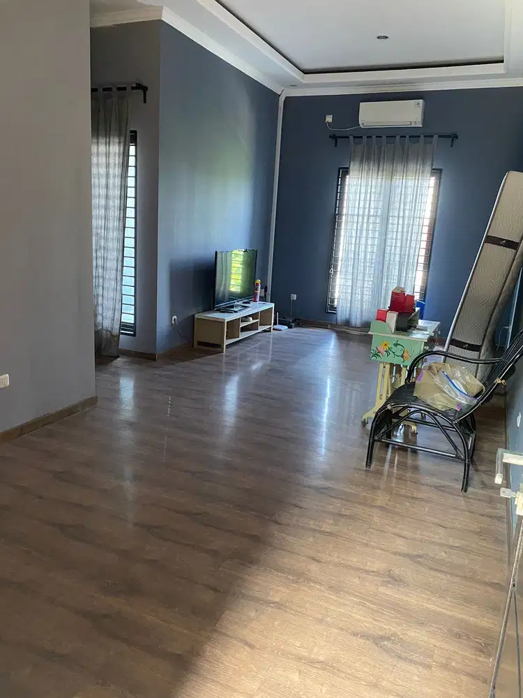 Rumah Cantik 2 lantai Kavling Dki Meruya Jakbar Semi Furnished